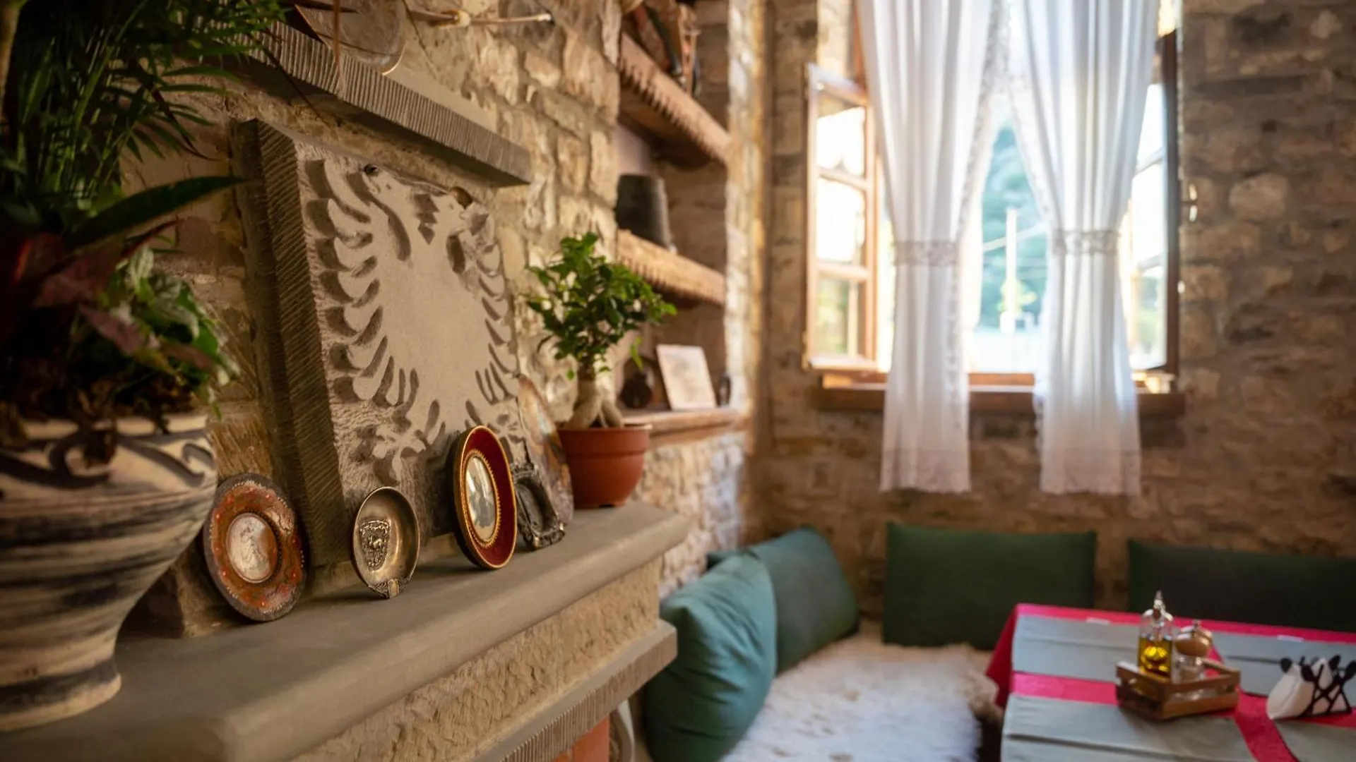 Hotel Kapllani Berat 3*,  Albania