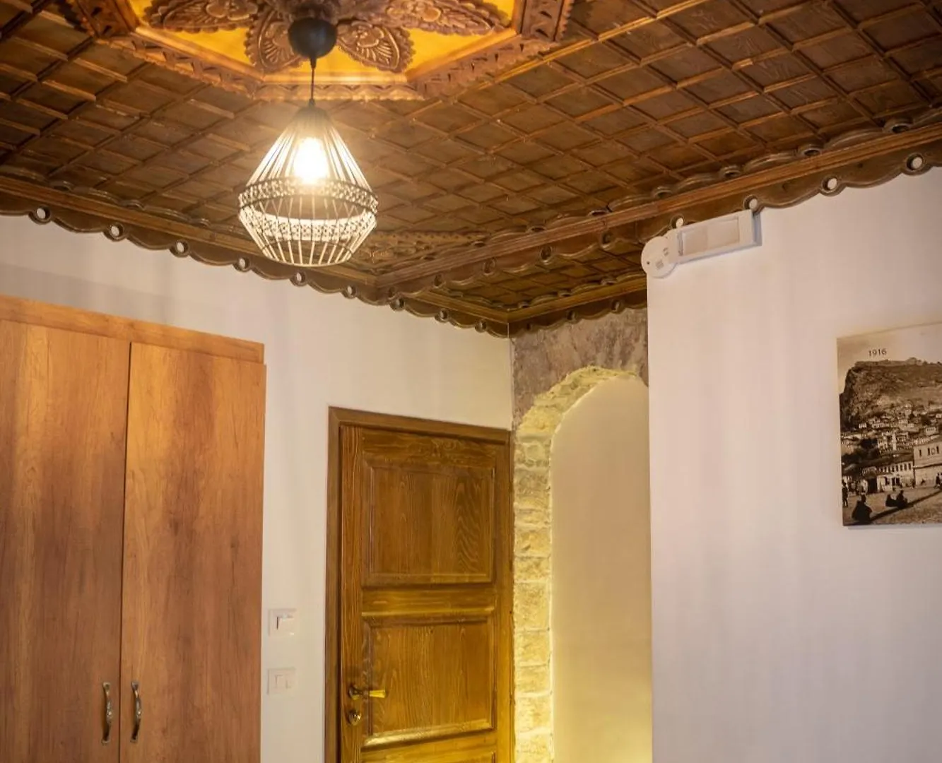Hotel Kapllani Berat Albania