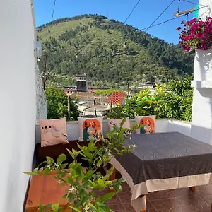 Auberge de jeunesse Ziu