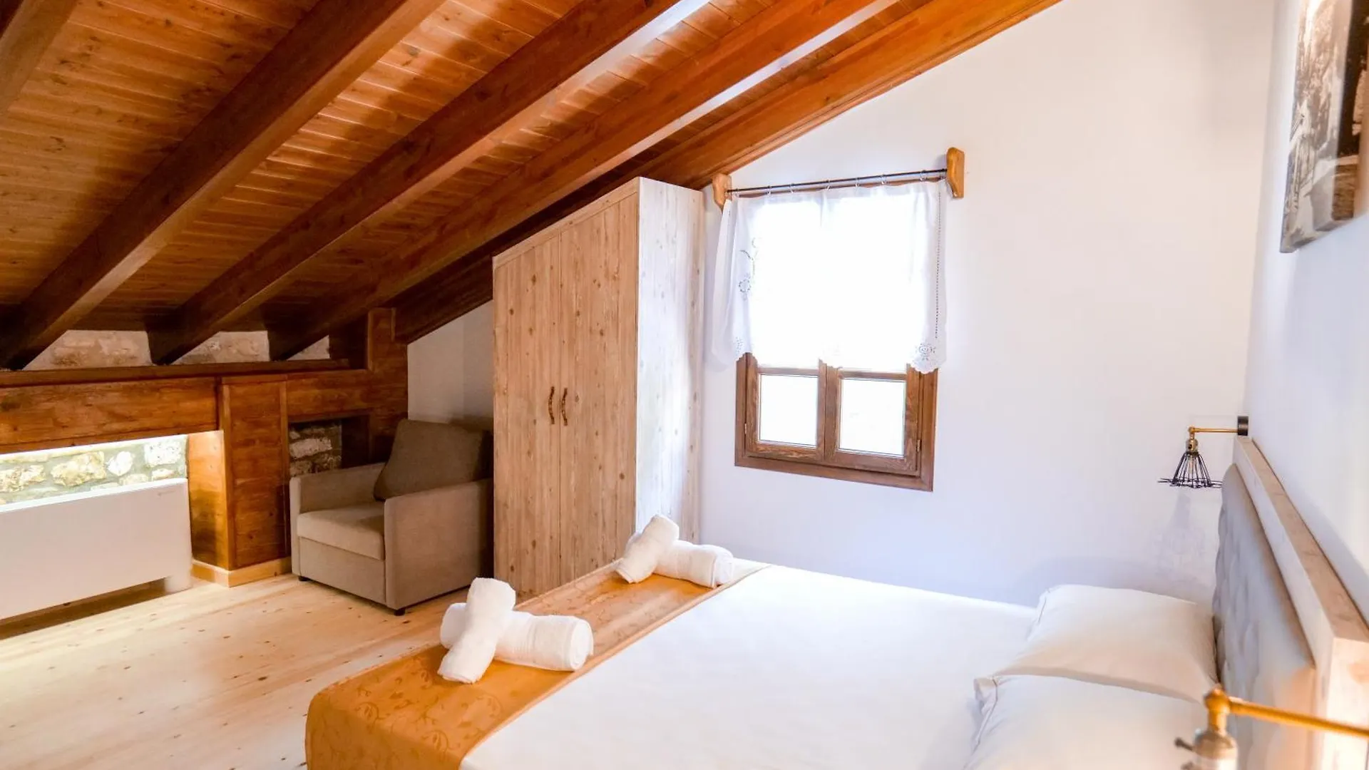 ***  Hotel Kapllani Berat Albania